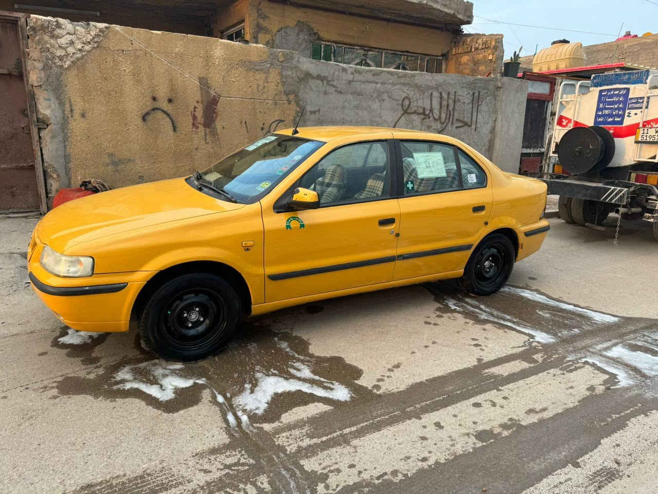 سلام عليكم سمند لبيع موديل 12 رقم بغداد جديد مكفوله من كلشي سعر 40 وبيه مجال مكان سيارة شعب *********** بغداد, العراق
