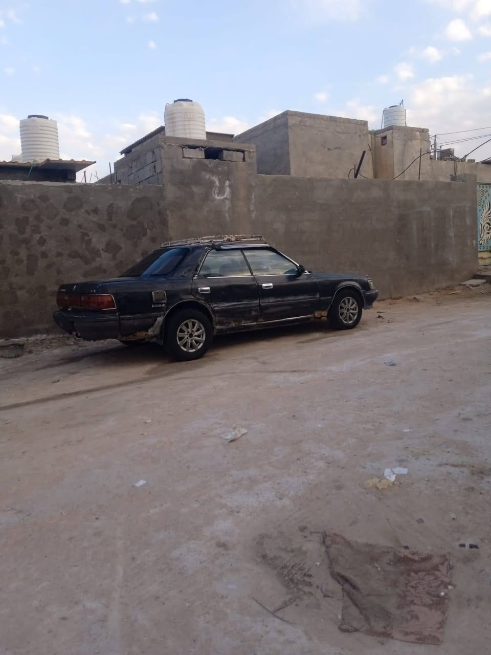 السلام عليكم شيزر كصيف مديل 91محرك ونجي ناعم هاذه رقم راعيه فقط عل الرقم اتصل ***********
