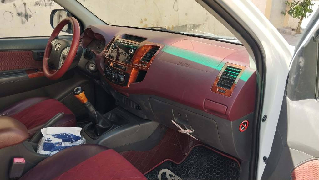 السلام عليكم للبيع تويوتا هايلوكس موديل 2012 كويتي رقم سليمانيه قباغ محرك مفتوح بس محرك سليمه بيه جم مكان بارد هزة سنوية جديده للحد 2028 سياره بسمنا  شرط تحويل وغرامة فول مواصفات 1/1 مكان سياره كركوك لمعرفة سعر اتصل على الخاص / *********** كركوك, العراق
