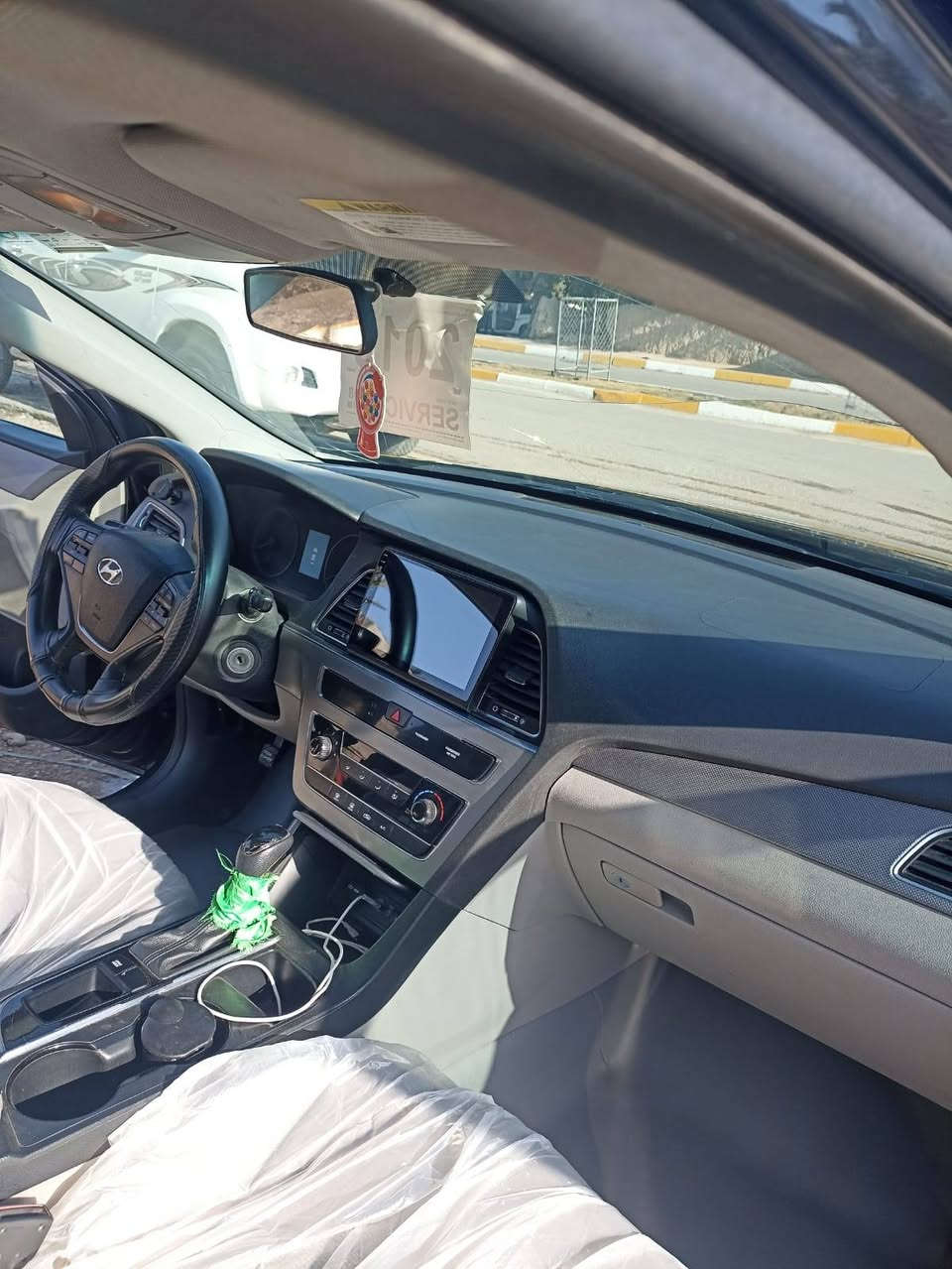 السلام عليكم سوناته موديل ١٦صدر تخم تاير جاهزه وارد امريكي السعر ١١٥عنوان ***********مندلي

