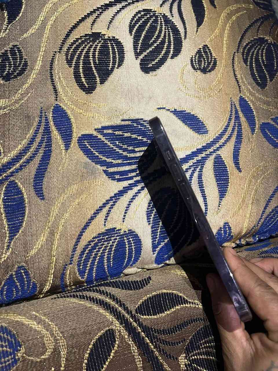 ايفوان 14برو ماكس نضيف فول اي غرض ما ابدل بي شرط أنطيك هوه الذاكره 128//البطاريه 82//الجهاز كلش نضيف سعر الجهاز 850//بي مجال شويه التوصل عل رقم ***********//والخاص موجود
