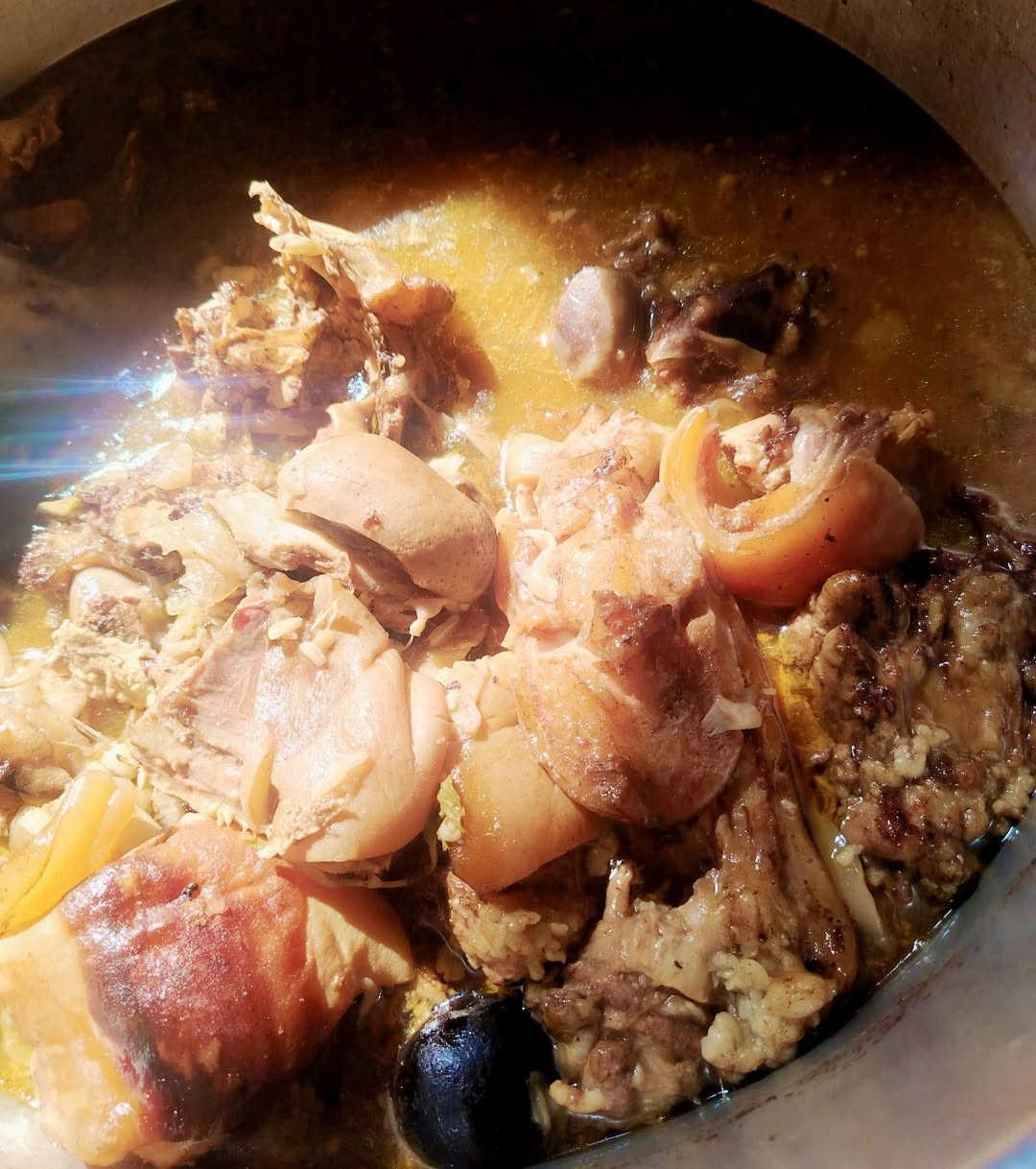 لا تحير بالغداء اليوم واطلب باجة من؛ ( طبخاتي اللذيذة) 🌸 
​متوفر باجة عجل عراقية ذايبة ذوبان.. شغل بيت ونظافة 100% ✨
​(الوجبة العائلية الكاملة: تشريب مشكلة منابير +  سوب إضافي  )
30 الف فقط توصلكم وجبة عائلية كاملة 
 
📞 للحجز والطلب خاص او  ***********
- الطلب يوصلكم حار واروع مايكون 🌸
