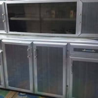 كونتر للبيع نضيف السعر 200 وبي مجال اتصل عل الرقم 07517496457