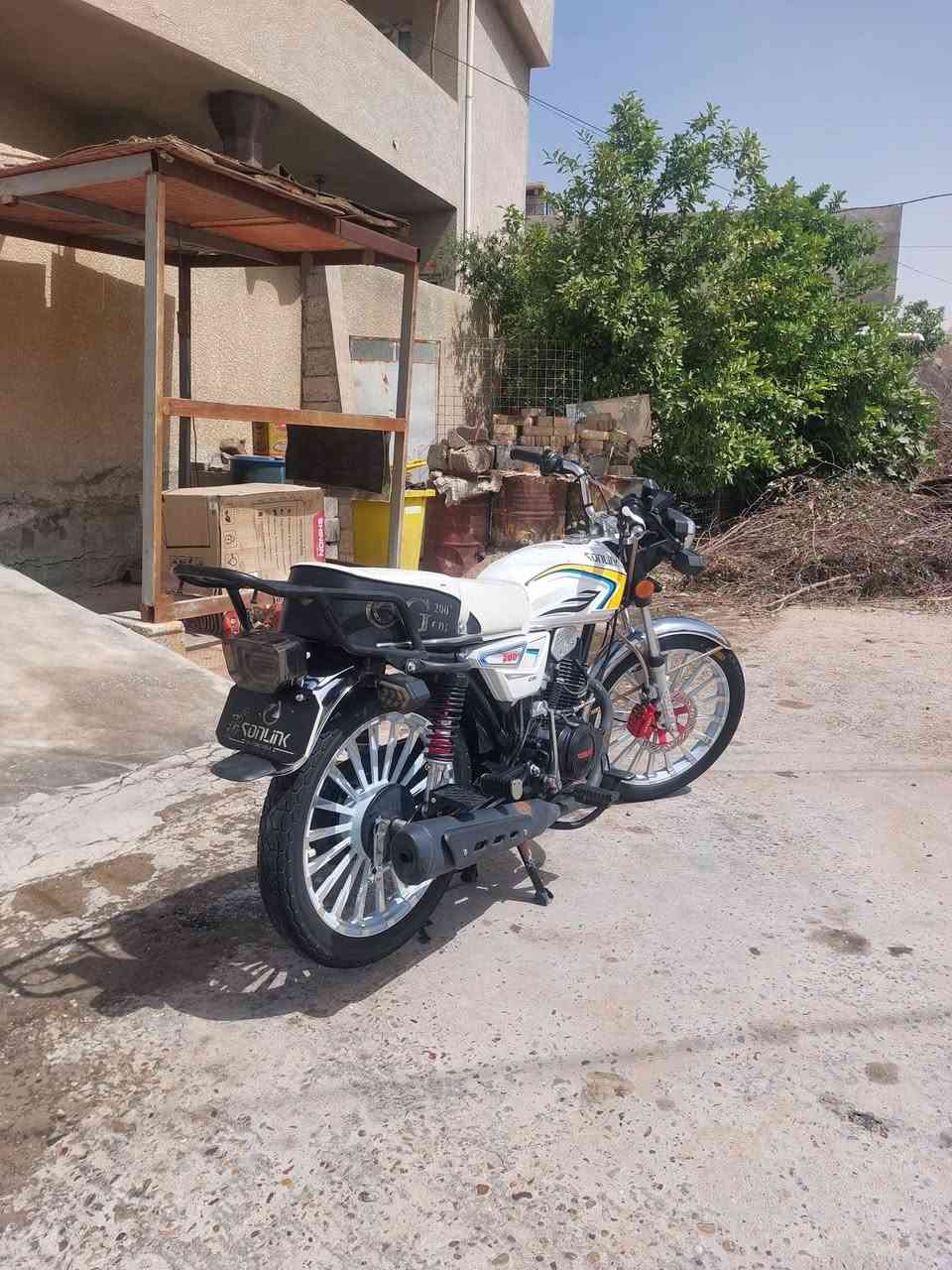 دراجه موديل 2025 النضافه مثل ما موضح بالصوره الدراجه خير من الله سعر 850 و بي مجال قليل للشراي فقط مو شراي لا تراسل ***********
