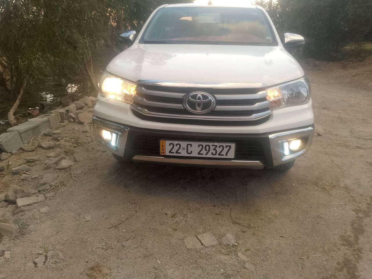 هاي لوكس 2022ساز فول مواصفات تماتيك اربيل ماشيه 100الف لبيع اتصل ***********
