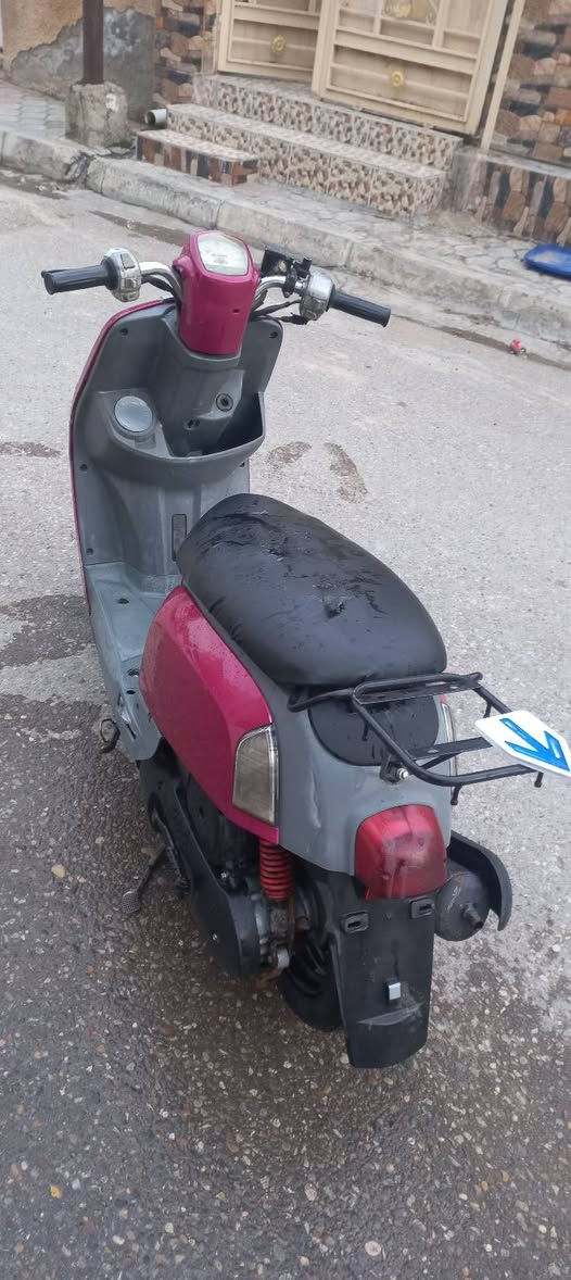 السلام عليكم
بوليسي كابريتر 2008
الدراجة خير من الله مكينة ناعمة 
شغالة سلف هندر 
كهربائيات كلها شغالة 
السعر 560 وبيها مجال 
مكاني بعقوبة للإستفسار ***********
