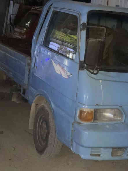 كيه بنكو تك ٨ جنكال موديل ٩٦ مكينه كير اكسل مكفولات سنويه عضم عاج شعار نازل بل سنويه تحويل ثاني يوم السعر ٣٢ وبيها مجال بغداد حيور ***********
