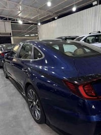 سوناتا موديل 2020 – فول الفول 🔥  ✨ المواصفات:  • محرك 1.6 Turbo اقتصاد...