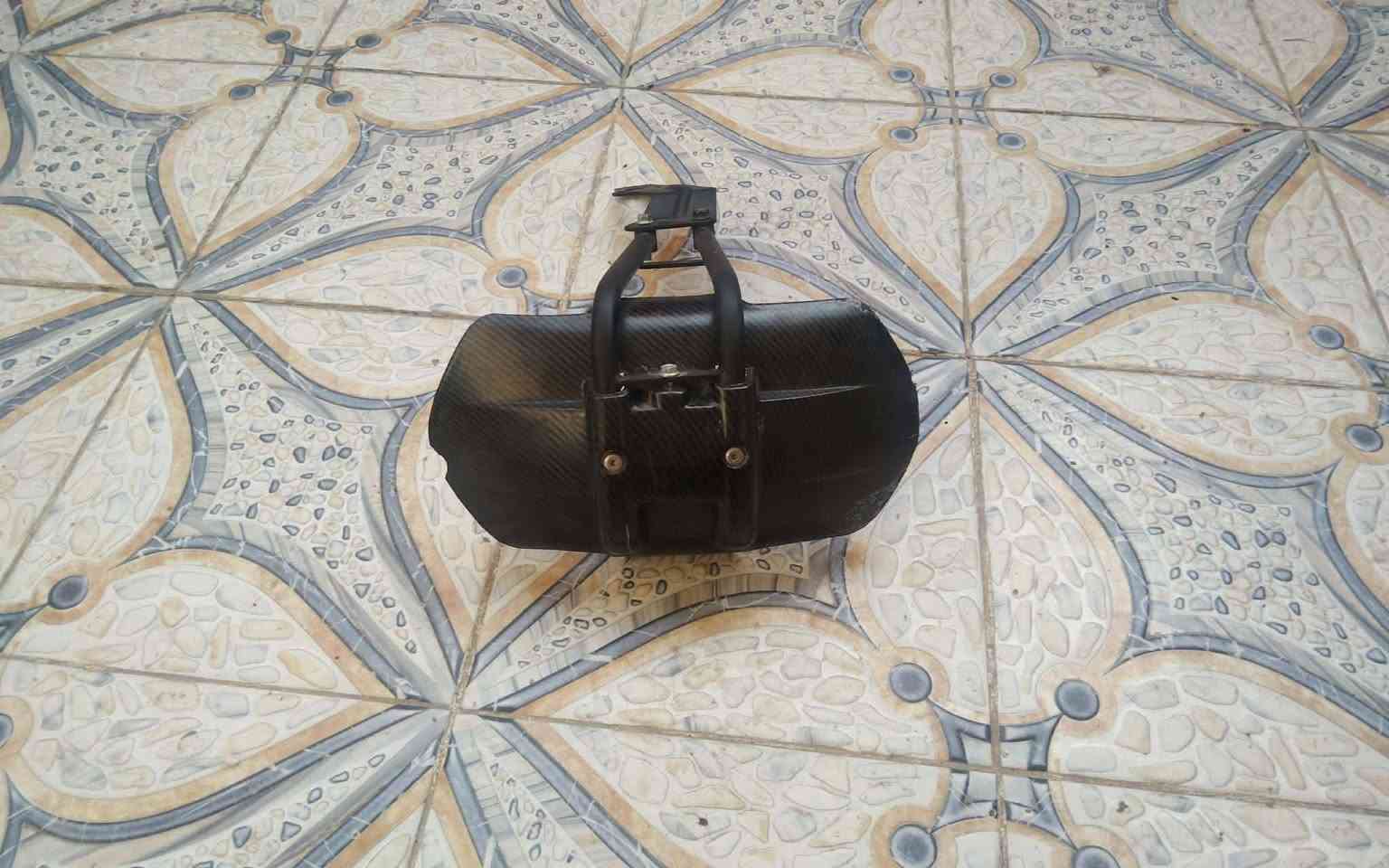 جامرلوغ للبيع
سعر 12 وبيه مجال 
للاستفسار ***********
