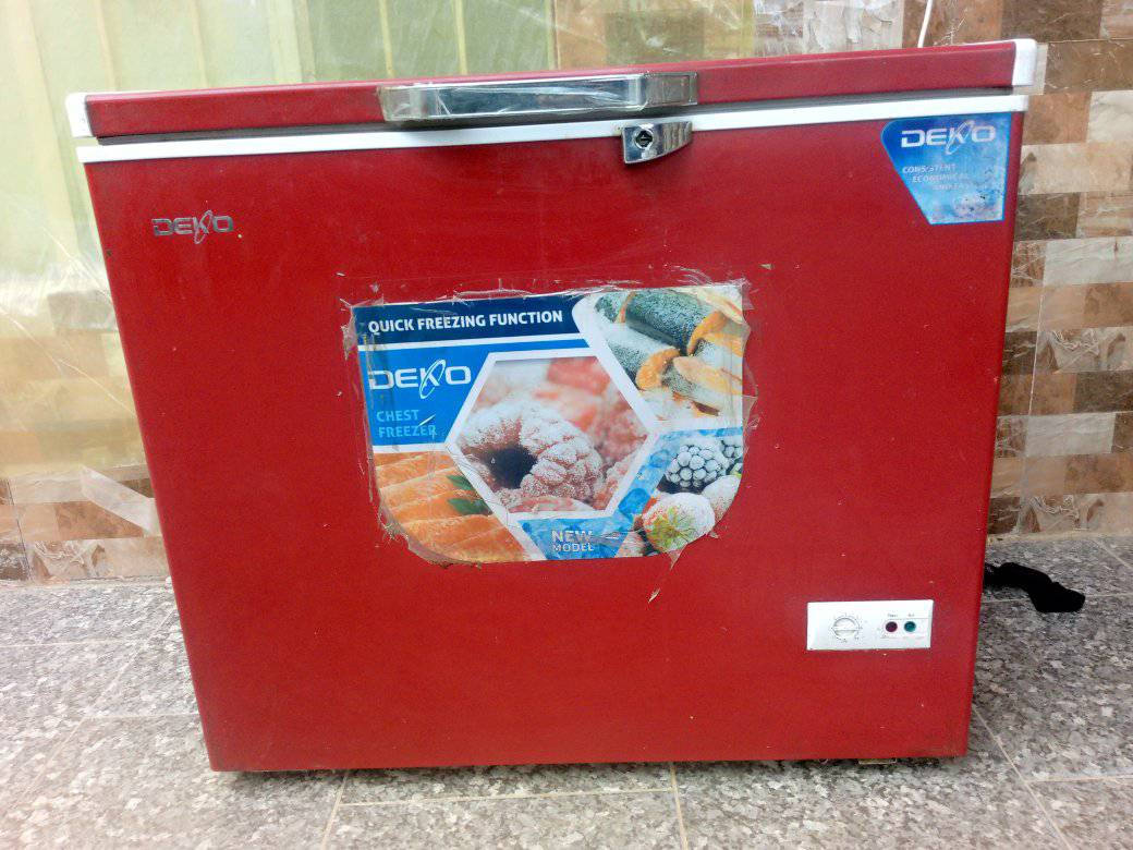 السعر 75الف وبيها مجال 
مجمده نظيفة شغاله  لكن  لاتبريد ولا تجميد
اعتقد السبب ليك
تباع على هذا الحال
سوق الشيوخ  شارع. سيد جواد 
الفرع الثاني يسارا


**إذا كنت صاحب هذا الإعلان وتريد حذفه لأي سبب، رجاءا أرسل رسالة إلى الدعم الفني**