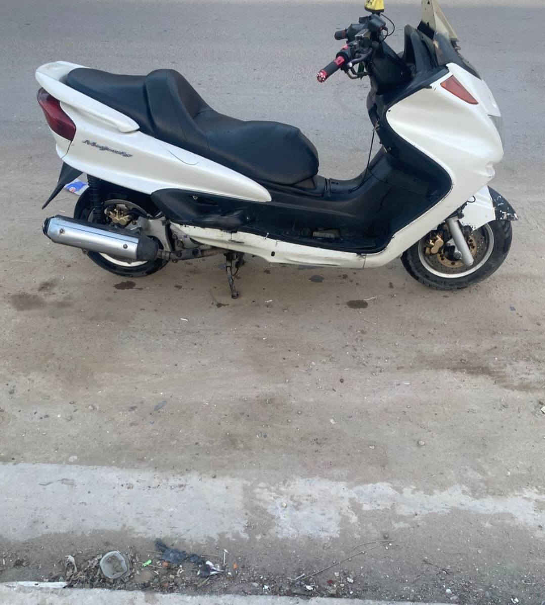 سلام عليكم دراجه ماجسته دبل رون160 نضيفه محرك خير من الله نكره سلف بكل وقت مابيها اي نقص فقط قايش شلعه معدل مشيها كلش حلو السعر 500وبيها مجال مكاني بغداد البياع الشراي يتصل رقمي ***********
