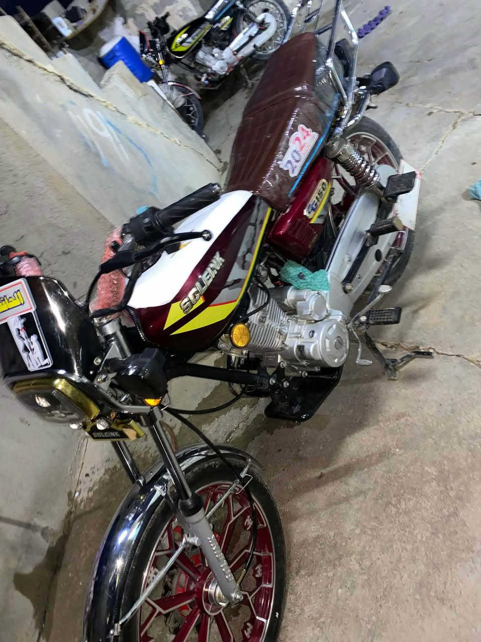 سولينك￼ موديل 24 نظافة 100% مطور كبس ما مفتوح كل شي شغال واير مني كامل كامل شقة سلف شقة نظافة 100% العنوان ما مزاوي أربيل انتصار على هذا الرقم*********** Singapore
