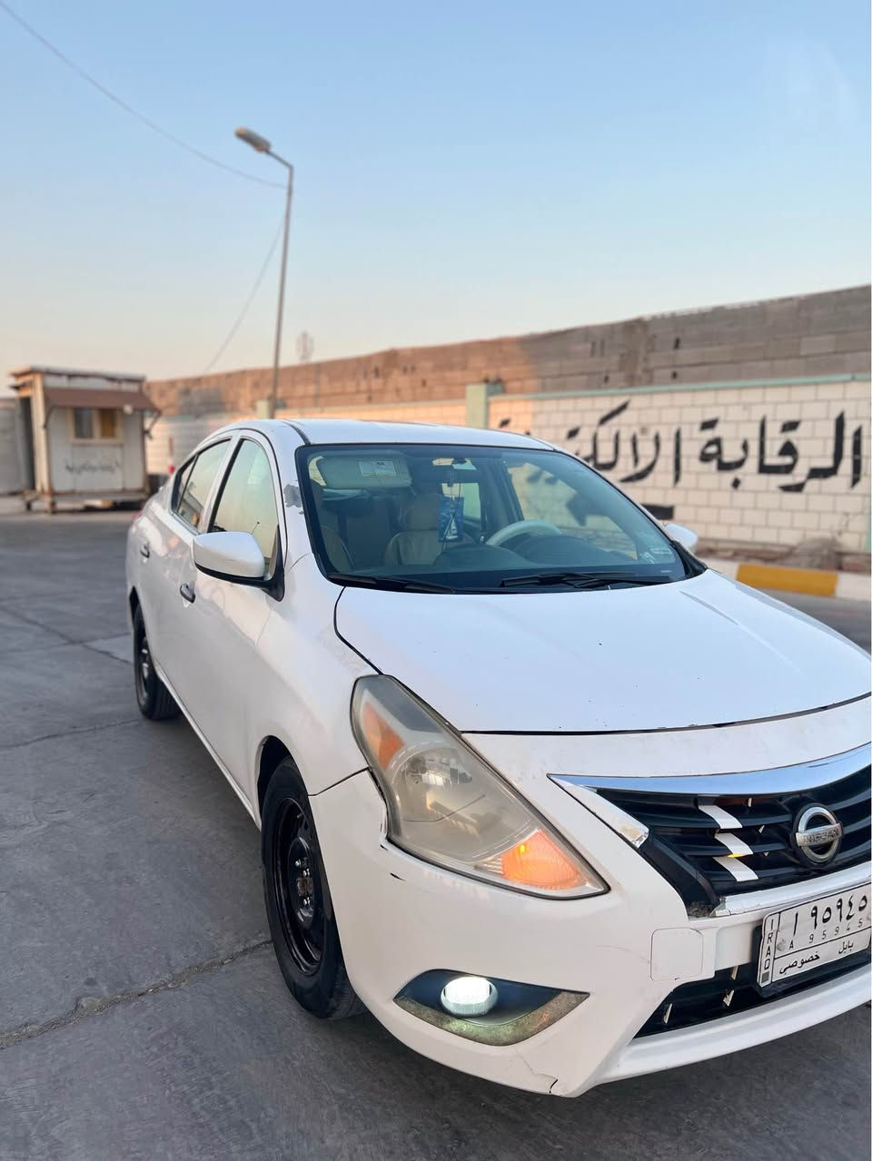 السلام عليكم نيسان مديل (2018) تحويل ثاني يوم سياره جاهزه للاخير السعر (85) $ وبيهه شي بصيط حق الجيه سياره بيهه جاملغ خلفي صبغ وجاملغ امامي مكاني بصره رقم الهاتف (***********) البصرة, العراق
