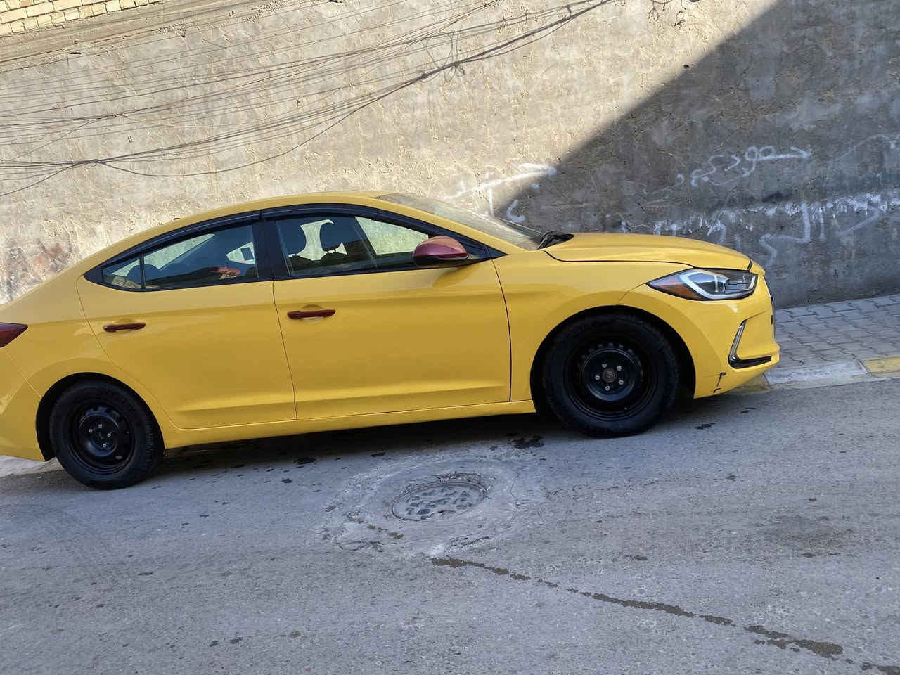 سلام عليكم  الانتر لبيع فول مواصفات موديل 2018 تبديل الباب والجاملغ الجانب الايمن البنيد تبديل موضح في السونار بيها كازكيت  عنوان بغداد حي اور *********** سعر 117
