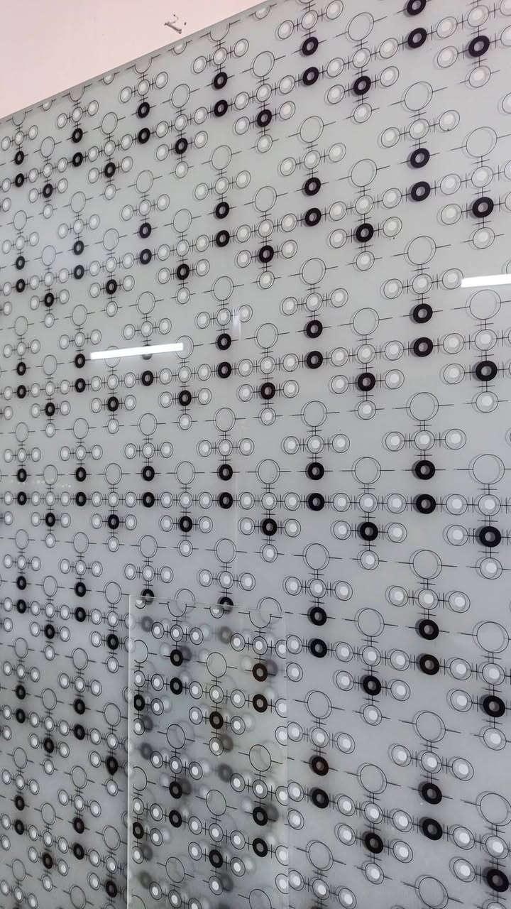 اذا كان الجمال يجذب العيون فأ تفاصيل أعمالنا تمتلك القلوب نقدم لكم كل ماهوه حصري وجديد في عالم ألجام وال PVC التركي ابواب شبابيك وكافه انواع ألجام :العنوان محاويل حصن جعفر شارع 30 الرئيسي قرب المعارض
*********** عماد الزيدي
