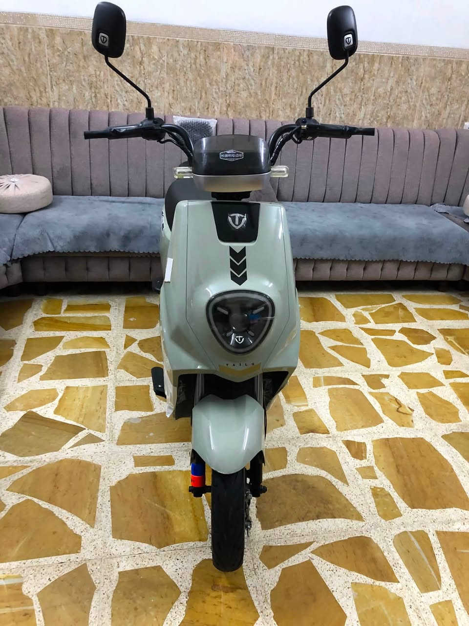 للبيع R9TAlLGالسعر 550وبي مجال للطيبين


**إذا كنت صاحب هذا الإعلان وتريد حذفه لأي سبب، رجاءا أرسل رسالة إلى الدعم الفني**