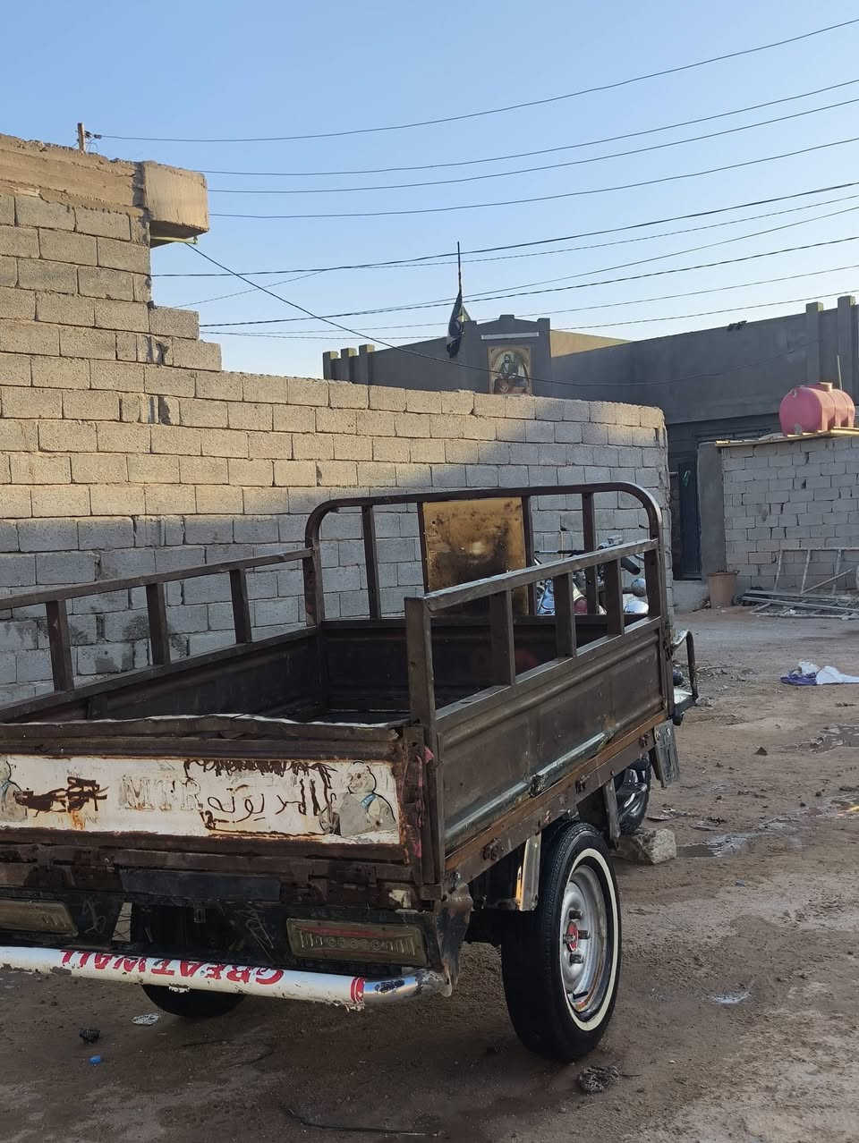 سلام عليكم ستوته البيع موديل18رقم اسود وسنويه وراعي مابيه سعر 1200وبيه مجال ستوته ماناقصه برغي واحد كامله كهربايات كله شغاله نكره سلف مكان نجف شارع كربلاء عمود 140
***********
