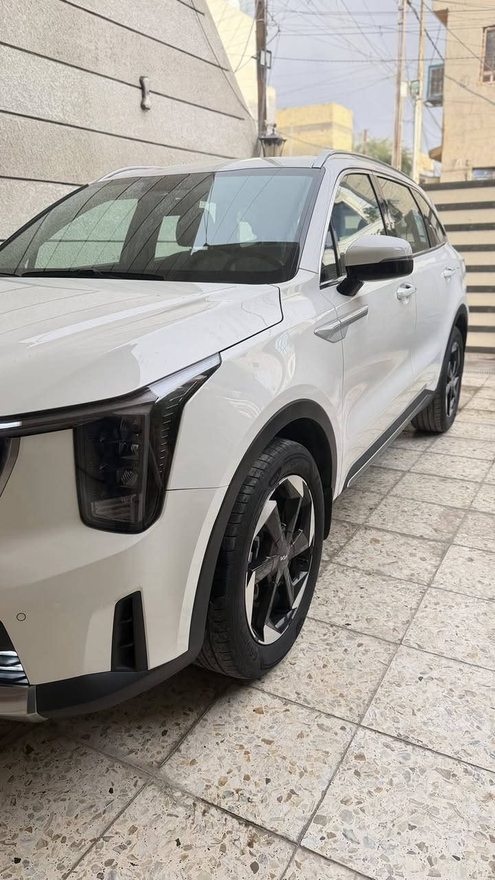 السلام عليكم ورحمة الله وبركاته

للبيع سورنتو خليجي موديل 2024

6 سلندر - 7 راكب - كير ماوس

شفتات بالستيرن

هند بريك بصمه صندوق كهرباء 

حساسات امامي خلفي

سيارة بحالة الوكالة جديدة جداً والصور كدامكم عدا رصعه ع كد اصبعين وسحبته bdr سياره حاليه ماشيه 43

السعر 295 وبيه مجال 

رقم التليفون ***********

العنوان بغداد الكرخ. حي التراث
