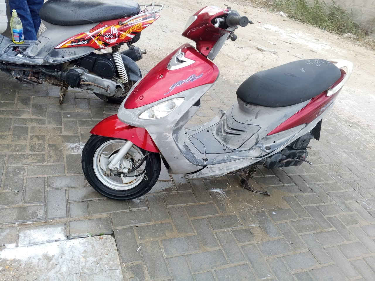 دراجه ماكس حاويه توه مطلعه نضيف  الشراي يجي خاص *********** واتساب
