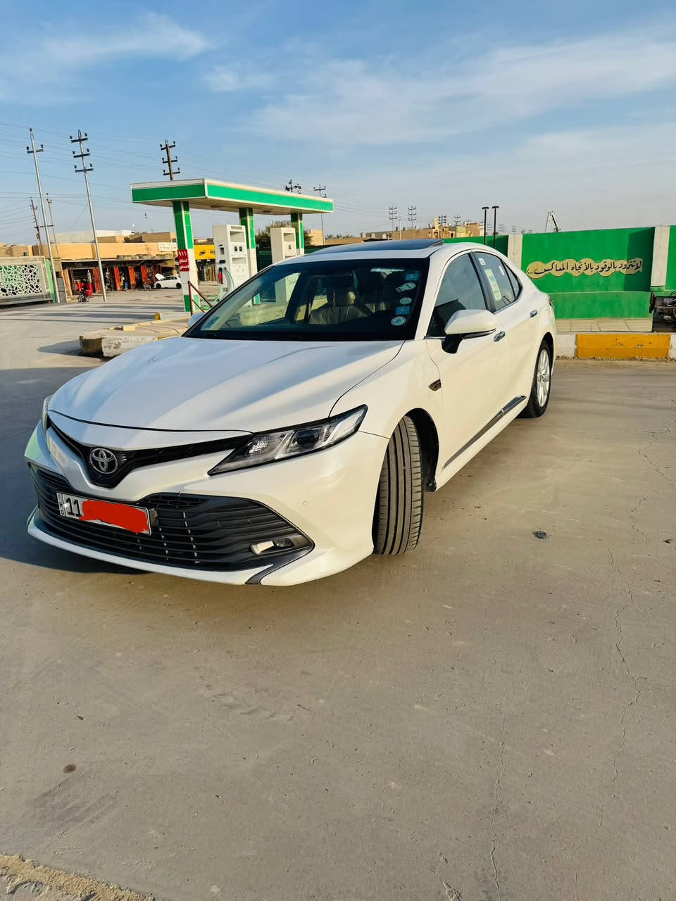 كامري خليجي 19 كلين GEL فول مواصفات 
يعني اعلى فئة مال جناي كير ومحرك مكفولات السياره نظيفه حيل الله يشهد ماناقصها شي 
فتحه سقف بصمه ابواب وبصمه تشغيل تبريد قطعتين حساسات خلفي وامامي 
سنويه 2029 + هزه جديده 
السياره باسمي 
مكاني صلاح الدين 
للاتصال ***********
اكتب تم وياصلك السعر خاص
