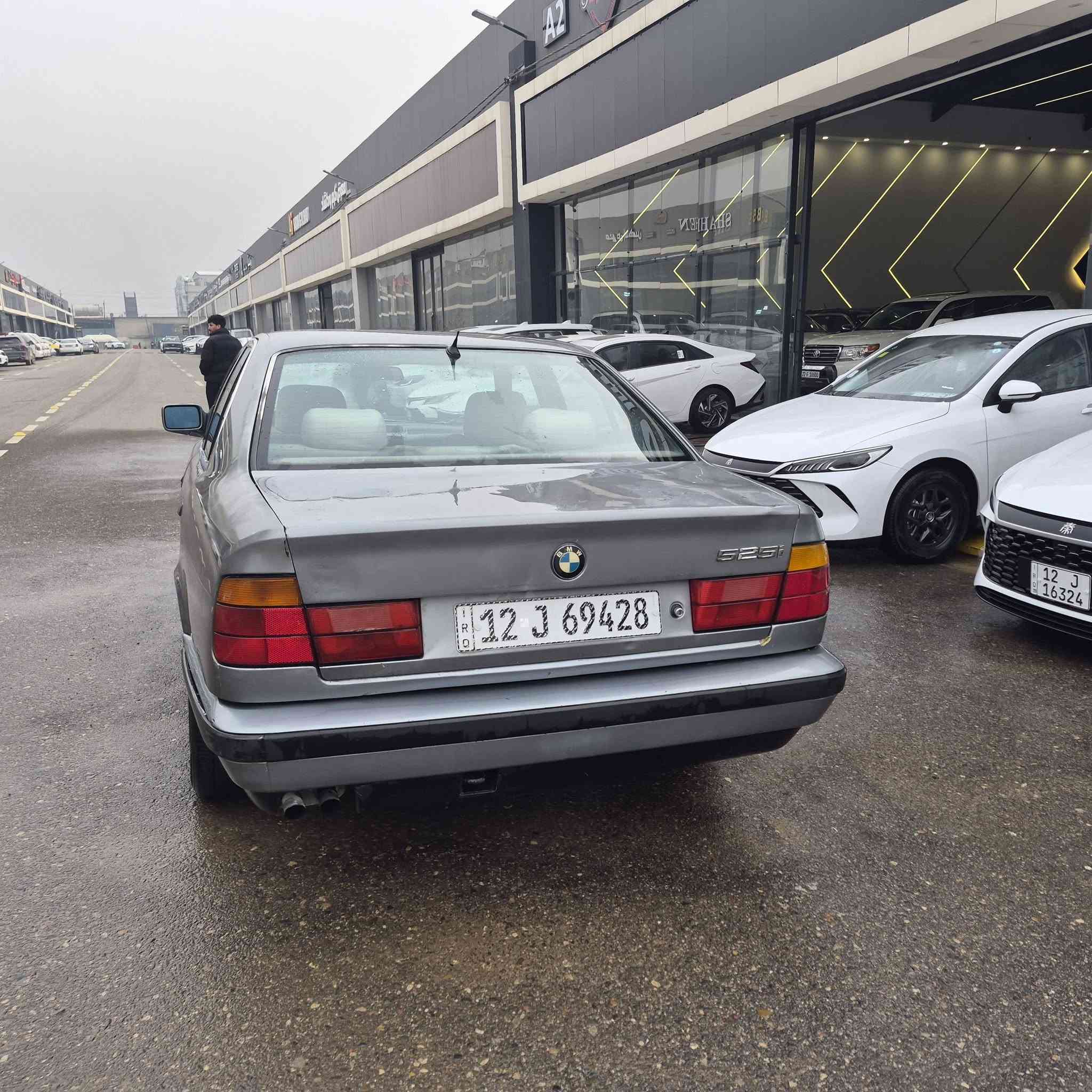 Bmw 525
موديل 92
مكينة كبس 
كير اوتو 
بدون ضرر
الهزة جديده 
باسمي السنوية لغاية 2031
السعر ٦٧ مع مجال بسيط 
***********
