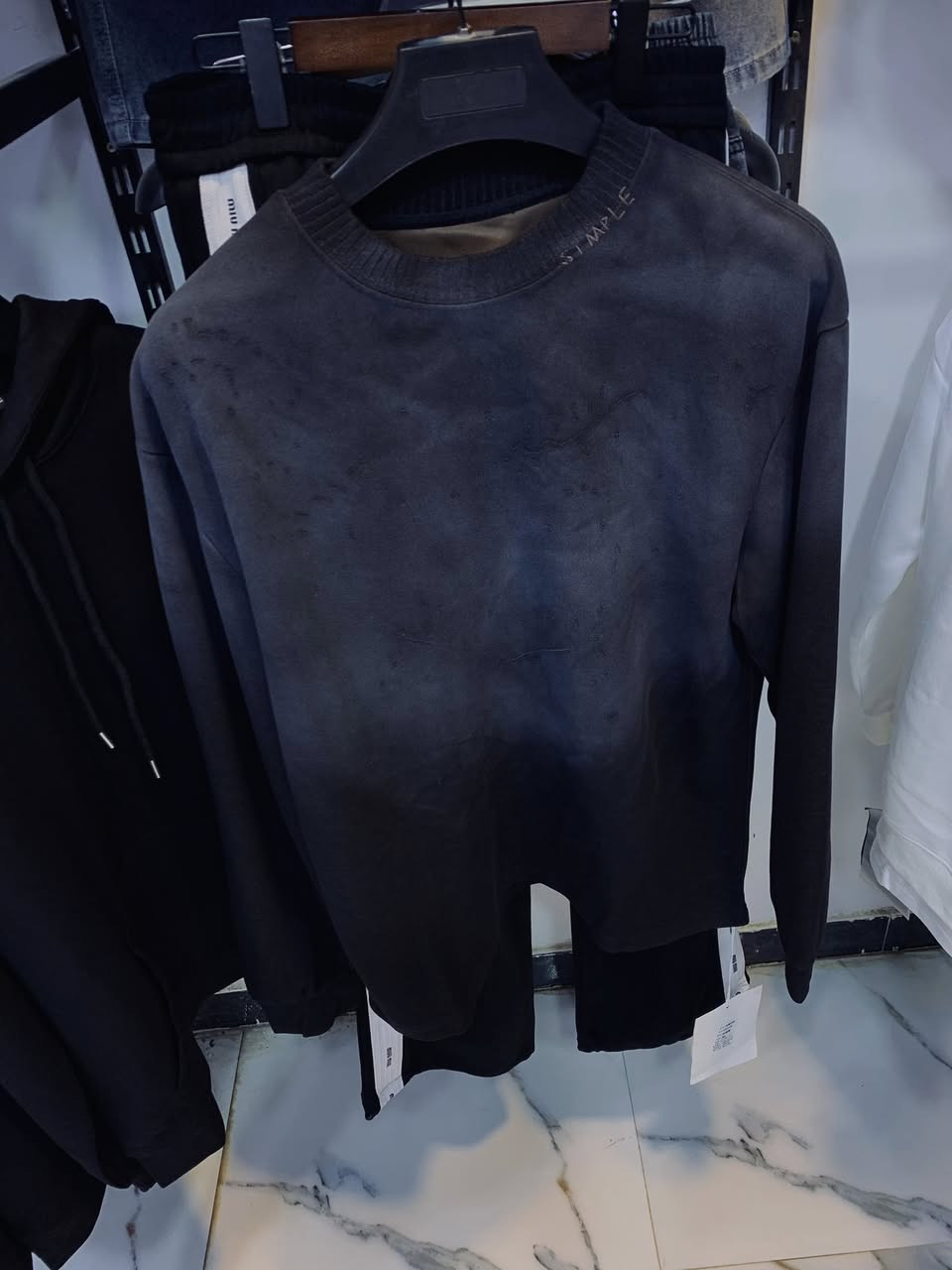 #ازياء_علاء_حسن_للألبسة_الرجاليه👖 شارع النفط 

✅✅✅
متوفر خدمه توصيل 
                     🤲
                       

 زورونا لعنوان الكوت شارع النفط مجاور مكتبه أبو يونس العايدي او مقابيل كوفي السكوندي

للاستفسار الاتصال على الرقم ***********  أو ع واتساب
