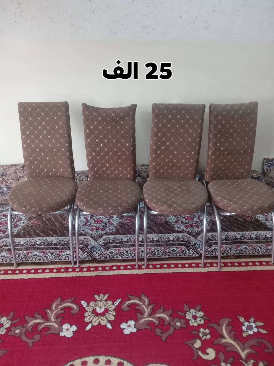 للبيع  والسعر بالصورة العنوان حي العروبة للمزيد من الاستفسار ادخل خاص او اتصل على ***********
