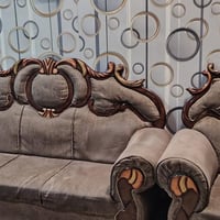 تخم 10 مقاعد  نضيف سعره 200 مكاني بغداد 07729703435