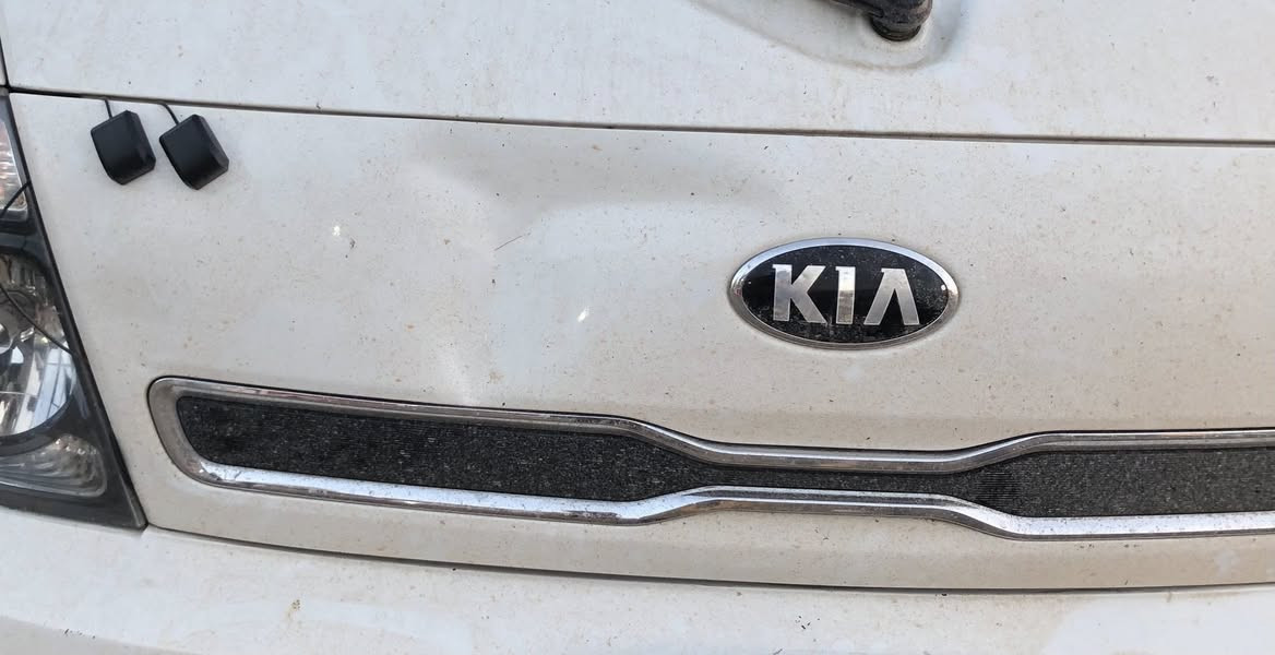 كيا حمل 2700 مفتوح للبيع ومراوس ويا فحل مكينة تجفيت جديد تخم تاير جديد شاشة بيها سيارة اب اسمي تحويل ثاني يوم سنوية لحد 2030 ضريبة مدفوع كامل رقم سليمانية سيارة جاهزة بدون نقص(بيها ضربة خفيفة بل بونيد مرجع بارد بدون داخل ) مثل ماموضح بل صورة مكان السيارة كركوك سعر 138 رقمي ***********
