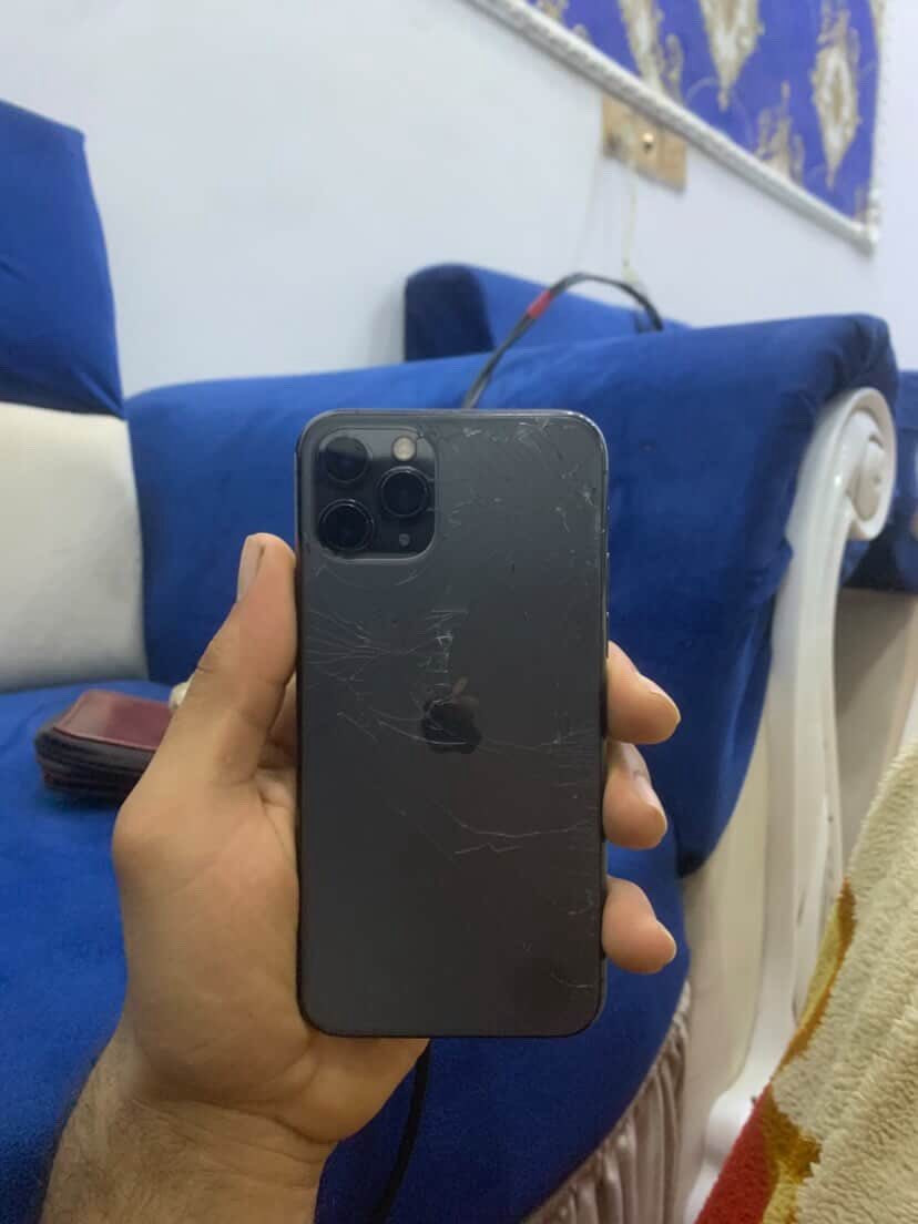 ١١برو مكفول جهاز وتر برو مداخل صيانه ابد فقط الضهر مكسور الذاكره ٢٥٦ جهاز نضيف كلش نسبه البطاريه ٧٤ 
الجهاز نضافته ٩٠بل١٠٠


**إذا كنت صاحب هذا الإعلان وتريد حذفه لأي سبب، رجاءا أرسل رسالة إلى الدعم الفني**