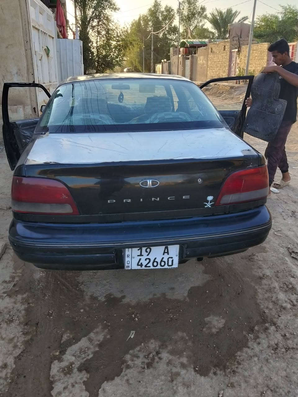 برنس للبيع موديل 96 رقم كربلاء انكليزي مكاني الديوانيه غماس مكينه مجفته جديد والكير جيد حداديه 80 بالميه نواقصها لايت الايسر بطاين تعبانات اقفاله البيبان ينفتحن من جوه الجام الامامي يشتغل الخلفي الباتري ضعيف السعر 26 وبيها مجال *********** شرط التحويل
