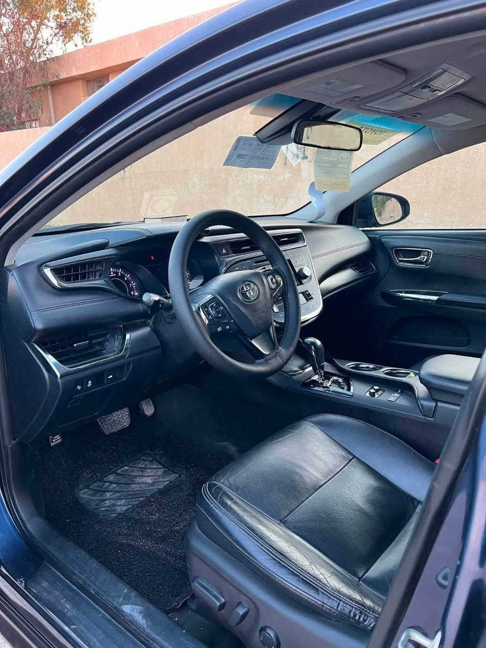 السلام عليكم ورحمة الله وبركاته
‏‎       ——— لـلـبـيع او مراوس  ———

تويوتا افلون     —   Toyota Avalon  

وارد امريكي     —

‏‎الموديل           — 2017  

فئة.                 —  XLe

حجم المكينه   — V6/3500

‏‎اللون               —  نيلي

‏‎المسافه المقطوعه —  135 

‏‎حالة السيارة   — فقط ابونيد صبغ

‏‎المواصفات 
‏‎- بصمة تشغيل 
- بصمة ابواب 
‏‎- ترحيب عند الاقتراب 
- ليد نهاري 
- فتحة سلايد 
- رادار امامي - جانبي - خلفي 
‏‎- شاشه كبيره تدعم نظام الأبل كار باي ونظام الاندرويد 
- تبريد قطعتين
- تبريد منفصل 
- لايتات 3 عدسات 
- 3 وضعات قيادة
‏‎- تحكم ستيرن جهتين 
- كشنات جلد 
- شفتات ستيرن 
- كرسي السائق والراكب بحركة كهربائية 
- كرسي السائق خزن ميموري 
- كشنات تدفئة 
- أشاره بالمراية 
‏‎- تحديد سرعه 
‏‎- مانع انزلاق 
‏‎- ليد نهاري
- كامره خلفية دوارة 
‏‎ باقي المواصفات المعروفة 

‏‎رقم السيارة    — السليمانية 

‏‎موقع  السيارة — العلم

((((هزه براد رقم سنويه كولها اصدار جديد)))  

‏‎للأستفسار اتصل /*********** تكريت, صلاح الدين
