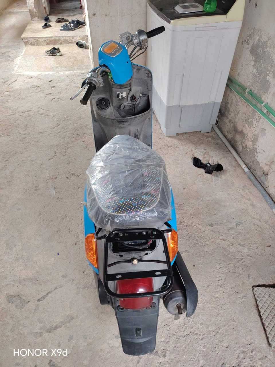 السلام عليكم دراجه بوليس نوزل للبيع سعر الدراجه 500وبيه مجال حك الجيه ***********
