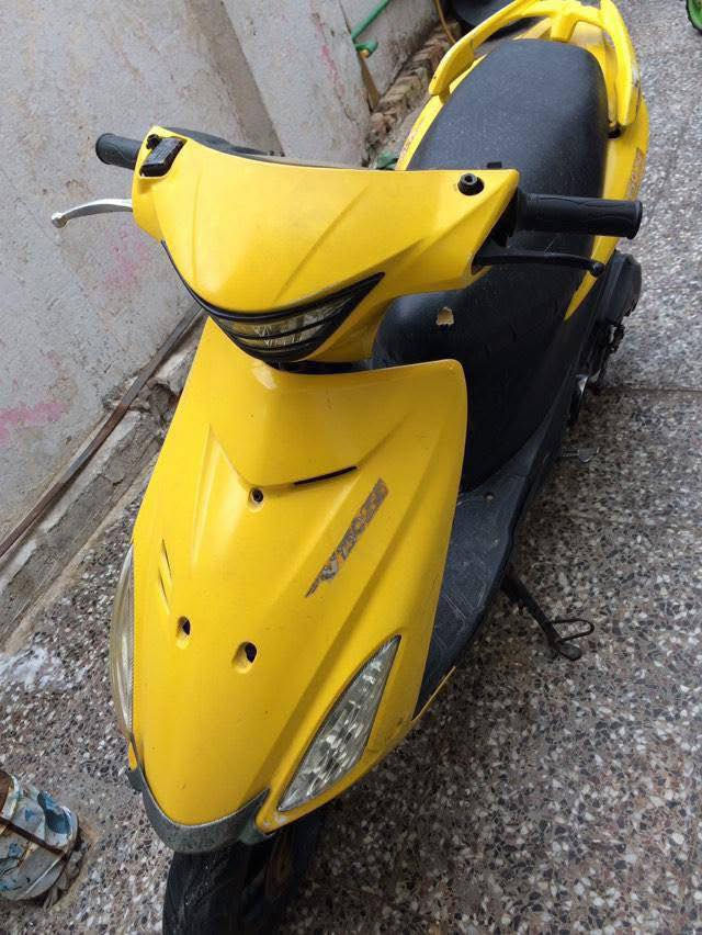 السلام عليكم دراجة للبيع الدراجة ادرس صيني الدراجة كلشي شغال بيهة الدراجة نكرة الكلوب شغال و البكلاايت و الاشاير و الحساس بريك هم شغال الدراجة كاملة مكملة  الدراجة بصمة بكل وقت الدراجة ما مفتوحة مفتوح بس قبق التفيلس مفيلسيهة السعر 300و بيهة مجال مكاني بغداد الغزالية متواجد بكل وقت هاذة رقمي***********وبيكم خير و تدللون
