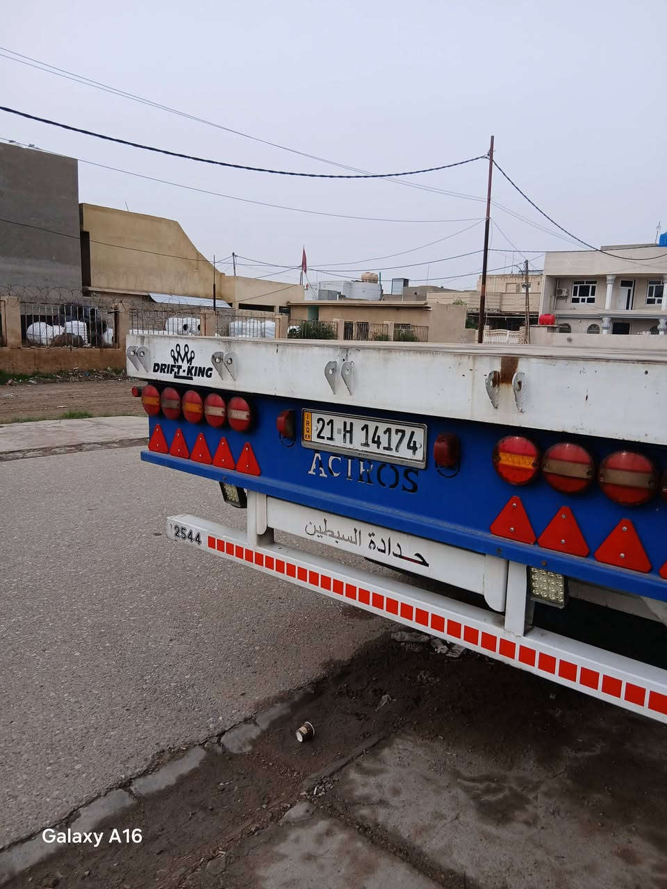 سلام عليكم شباب عربانه للبيع جديد كلش تخم تاير جديد عربانه مكفول كفاله عامه عربانه فصل وربط سليمانيه للستفسار ***********
