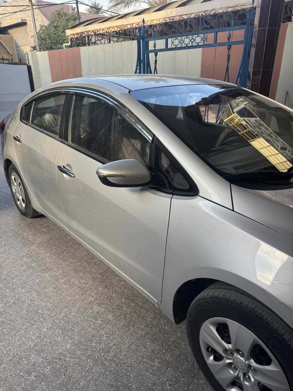 السلام عليكم كيا سيراتو 2016  رقم بغداد سلفر بيه قطعتين صبغ بدون دواخل كير محرك خير من الله تحكم استيرن مري شفط اشاير بلمري صدر جيد جداسعر 116 ورقه وبيه مجال للشراي  ديالى بعقوبه رقم الهاتف ***********
