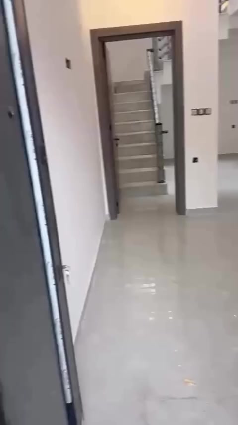 🔥 تحية طيبة 🏡
🔱 منزل حديث للايجار 🐋
📍الحارثية - قرب الزيتون 
📐مساحة 100م يحتوي 
ع غرف نوم 3 (غرفتان ماستر)
صالة - هول - مطبخ معزول - منور
💰للايجار الشهري 20$ ورقة قابل للتفاوض 
***********
***********
رمز البحث 158 متواجدين ع الواتساب 
✨نستقبل كافة العروض السكنية والتجارية✨
للمزيد من العروض يمكنكم الانضمام قناة التلكرام 
https://t.me/dark_iraqi
#بيت #للايجار #حارثية #عقارات_العراق #بغداد
