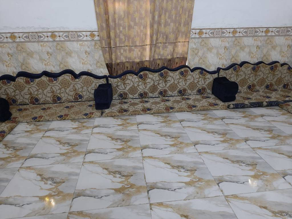 جلسه عربيه نظافه 90% حلوه نظيفه مثل ما واضح عنوان كربلاء حي النضال تواصل رقم الهاتف*********** كربلاء, العراق
