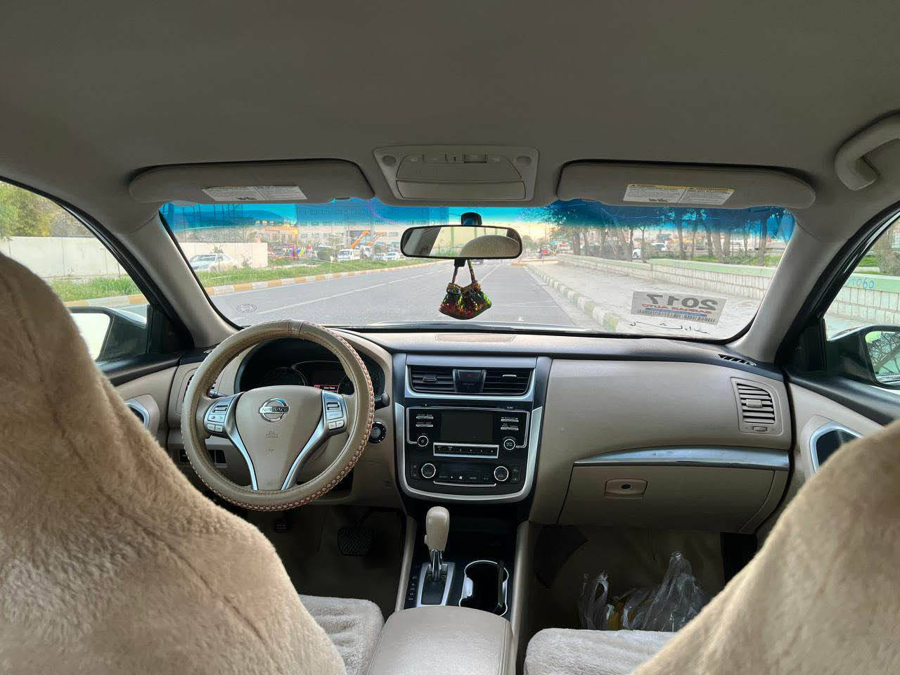 ئاڵتیما ٢٠١٧
sv
٨٠ مایڵ ڕۆشتوە
ناوزەرد
ئاوێنە ڕادار
شاشە و کامێرا 
تایەی تازە
تەقە و ڕەقەی نیە
گێڕ و مەکینە و تەبرید 
چاڵ و قۆپاوی نیە 
شوێن کەلار 
*********** كالار, السليمانية
