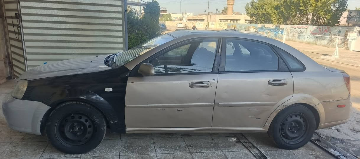 سلام عليكم لبيع فورنزه موديل 7سياره بلاديه  مكينه وكير مكفول راعيهه موجود سعر ٤٧ بكان سياره بغداد شارع فلصطين ***********
