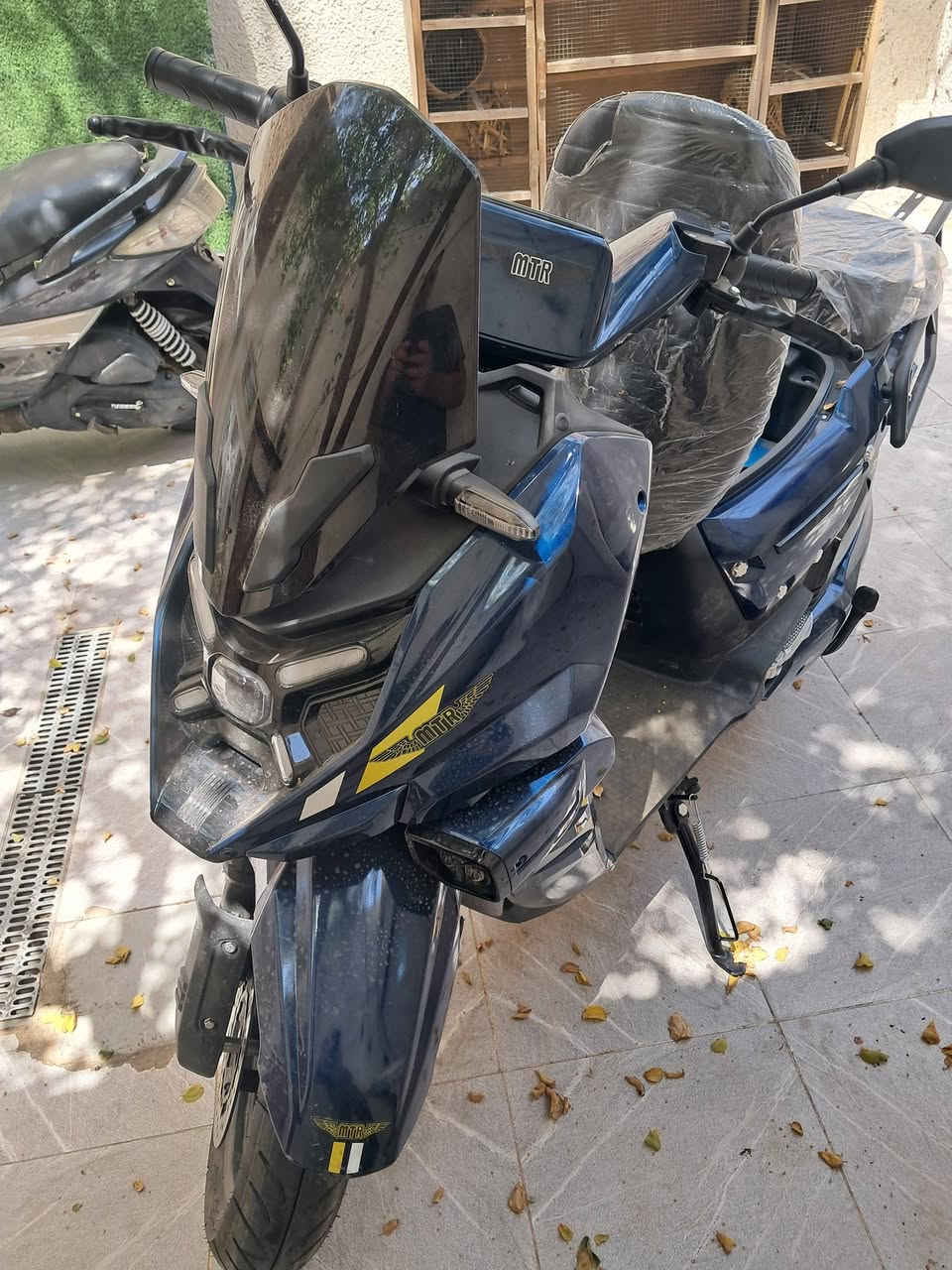 السلام عليكم للبيع اباتشي ماشيه الف و٢٠٠ جديده بطاريه ليثيوم عملاقه ٥٠ امبير ٧٢ فولت موديل ٢٠٢٥ مشتريها من مؤيد طياره بمليون و٨٥٠ رايدها بمليون و٥٠٠ قفل اتصال وواتساب ***********
