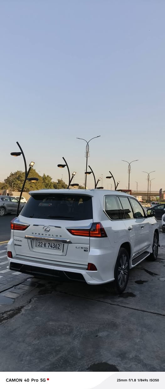 السلام عليكم 
لكزس 2016 
سيارة فول بريم داخل قرميدي خليجية 
رقم سيارة اربيل
تخم تاير جديد سيارة ما بيها اي نقص
ملاحضة سيارة بيها طخة بل دعامية الامامية 
كما موضح بل صور
مكان سيارة بغداد 
للستفسار***********
