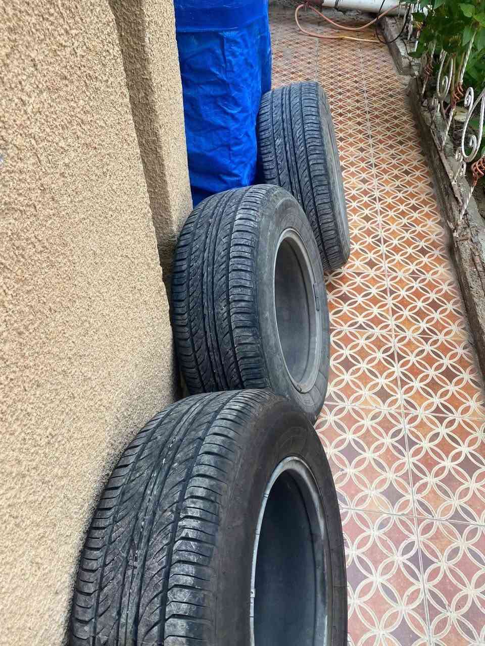 السلام عليكم ويل 16 مال خفاش 2000. بلادي نضيف تخم تاير بلكارتون جديد السعر 270الف وبيهن مجال بسيط  
***********
