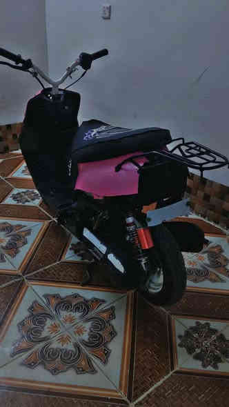 ياماها بيجي 9 زروف رياضي فول تزويد محرك ناعم شرط شلعه أو معدل ماطور كفاله عامه كله بل شرط سعره 140 بيه مجال كركوك قادسيه الثانيه الرقم ***********
