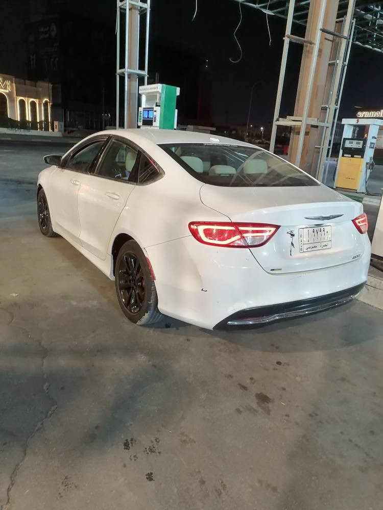 السلام عليكم كلايسلر C200
2015

سياره جديده وجاهزه مكينه كير بلكارتون قبل شهر شادهم السياره بصمه تشغيل عن بعد مكينه 2400 السياره كندي مكفوله من الضربه بيها باب الصدر صبغ والباقي كفاله سنويه جديده باسم دكتوره تريد تحويل
رقمي *********** البصرة, العراق
