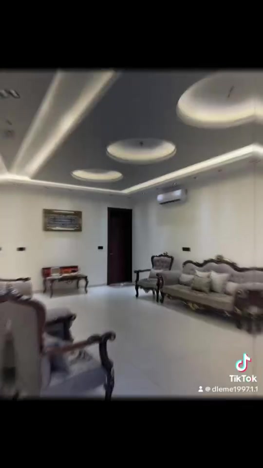 السلام عليكم دار للبيع طابو صرف مساحه 200 متر ثعالبه شارع البانزي خانه قرب علي الوكيل استفسار اتصال ***********
***********
