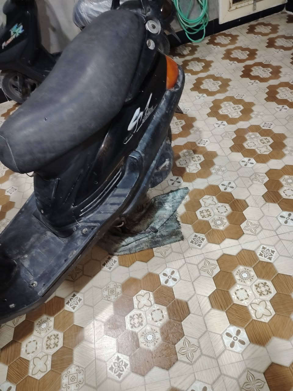 دراجه فراشه للبيع شغاله هندر وسلف كهربائيات ٢٥٠ ***********
