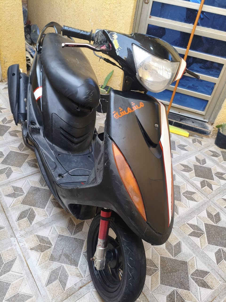 سلام عليكم دراجه ماكس للبيع مكينه 49 ما مفتوحة بلاد   شلعه ومعدل مكينه ناعمه ما تنسمع لا تنقيص ولا تبخير  كفرات اصلي  بس مصبوغات اسود   شغاله سلف هندر كله شغالهه
كهربائياته كله شغالة 
التزويد البيهه 💯🎶
1- دبلات رياضي 💤
3- يدات بريك رياضي💤 💙
5- قطره مال دهن 💤💙
قطرة مال اكسل
- صالنصه FM💤💙
 سعر 700 وبيه مجال 
*********** الاتصال مكاني كوت حكيم
