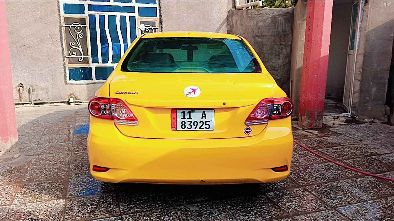 من رخصة الادمنيه 
كورلا موديل 2009 محدثه بالكامل 13 معمره ومصبوغه جديد مابيها نقص كير كفاله مكينه مال 2019  مدوشمه بالكامل ارضيه وكشنات وسفاريات احدثها جاملغ وباب سائق امبدلات فقط بدون دواخل السياره مصفره هيئه وغرامات ورقم انكليزي باسمي تحويل ثاني يوم سعرها 90 وبيها مجال بسيط شباب ذاكر كلشي شراي يخابر فقط *********** مكانها بغداد مدخل المدائن
