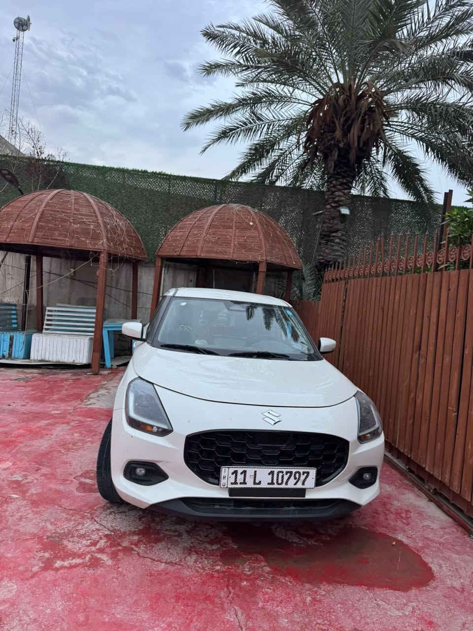 السلام عليكم السعر مناسب جداً
شوف خواتها بسوك بيع او مراوس حسب القناعه
سازوكي سويفت  Suzuki Swift 🇯🇵
2025
Hybrid
بصمه + بصمه ابواب 
شاشه + كامره خلفيه 
تحكمات ستيرن اربع جهات 
قياده ذاتيه + تحديد مسار
شفتات ستيرن 
رادار امامي 
رادار خلفي 
رادار جانبي 
حساسات خلفيه
لايت زينون عدسه 
بروجكتر زينون عدسه 
اشاير مري + مري شفط 
كشاف ضباب 
تبريد بيانو 
مانع انزلاق 
اوتو ستوب 
تكون مجهزة بـ 6 إيرباغات

ماشيه فقط 9000 قابله لزياده اخت الزيرو حرررره تحويل ثاني يوم مباشر باسمي

رقم بغداد الجديد 

مكان السيارة بغداد الصليخ
 
سعر السيارة 115وبيها مجال بسيط 

الاتصال ***********

السيارة مكفولة
